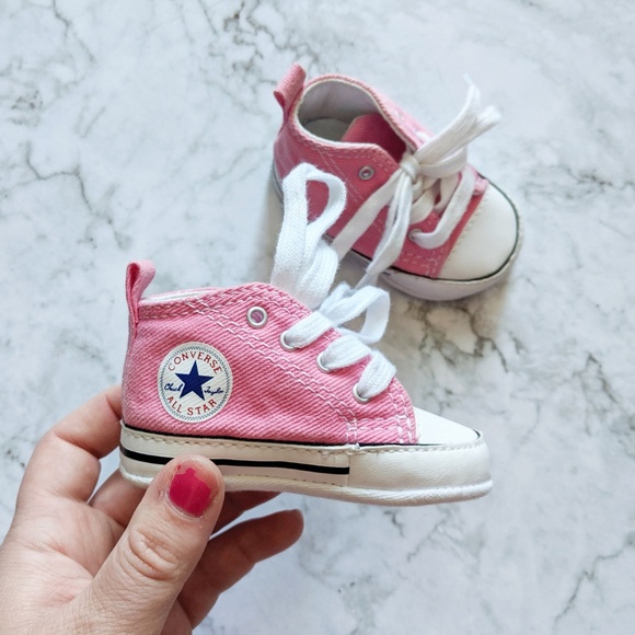 baby pink converse infant